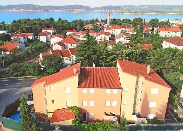 Appartement Solaris Modern With Sea View & Free Private Parking *