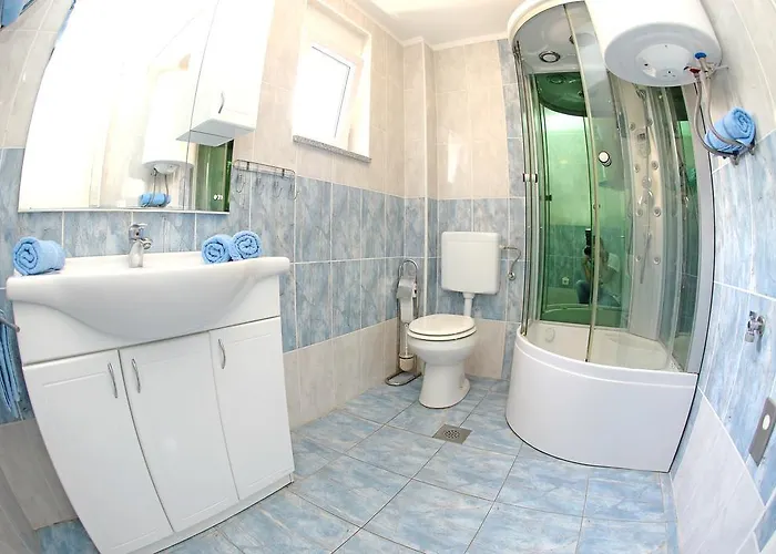 Solaris Modern With Sea View & Free Private Parking Appartement *