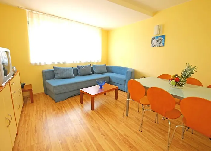 Solaris Modern With Sea View & Free Private Parking Appartement