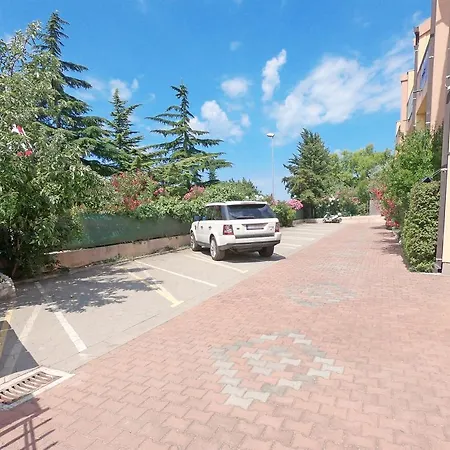 Solaris Modern & Comfortable Apartments With Free Private Parking * 圣菲利普雅科夫