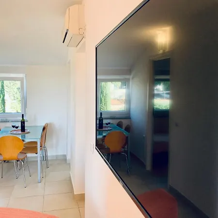 公寓 Solaris Modern & Comfortable Apartments With Free Private Parking *