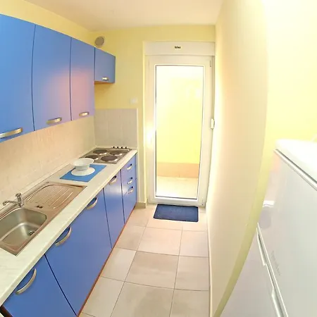Solaris Modern Apartments With Free Private Parking * סבטי פיליפ אי ג'קוב