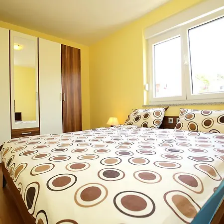 Solaris - With Private Parking Apartament *