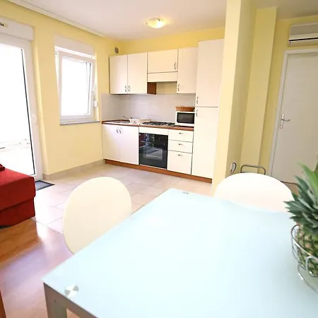 Apartament Solaris - With Private Parking