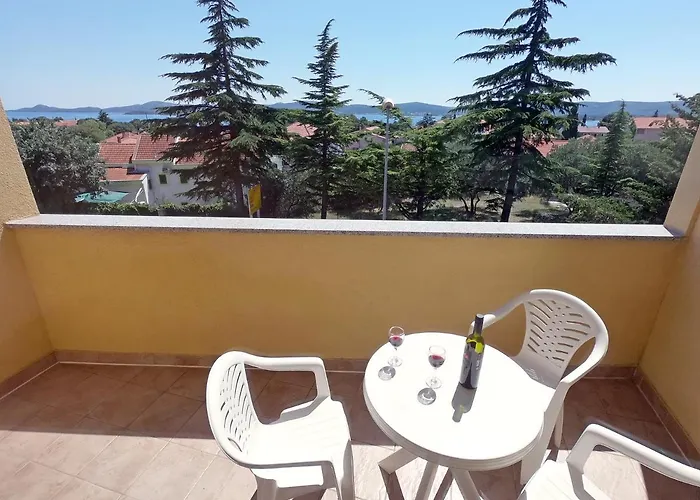 Solaris Modern With Sea View & Free Private Parking Свети-Филип-и-Яков
